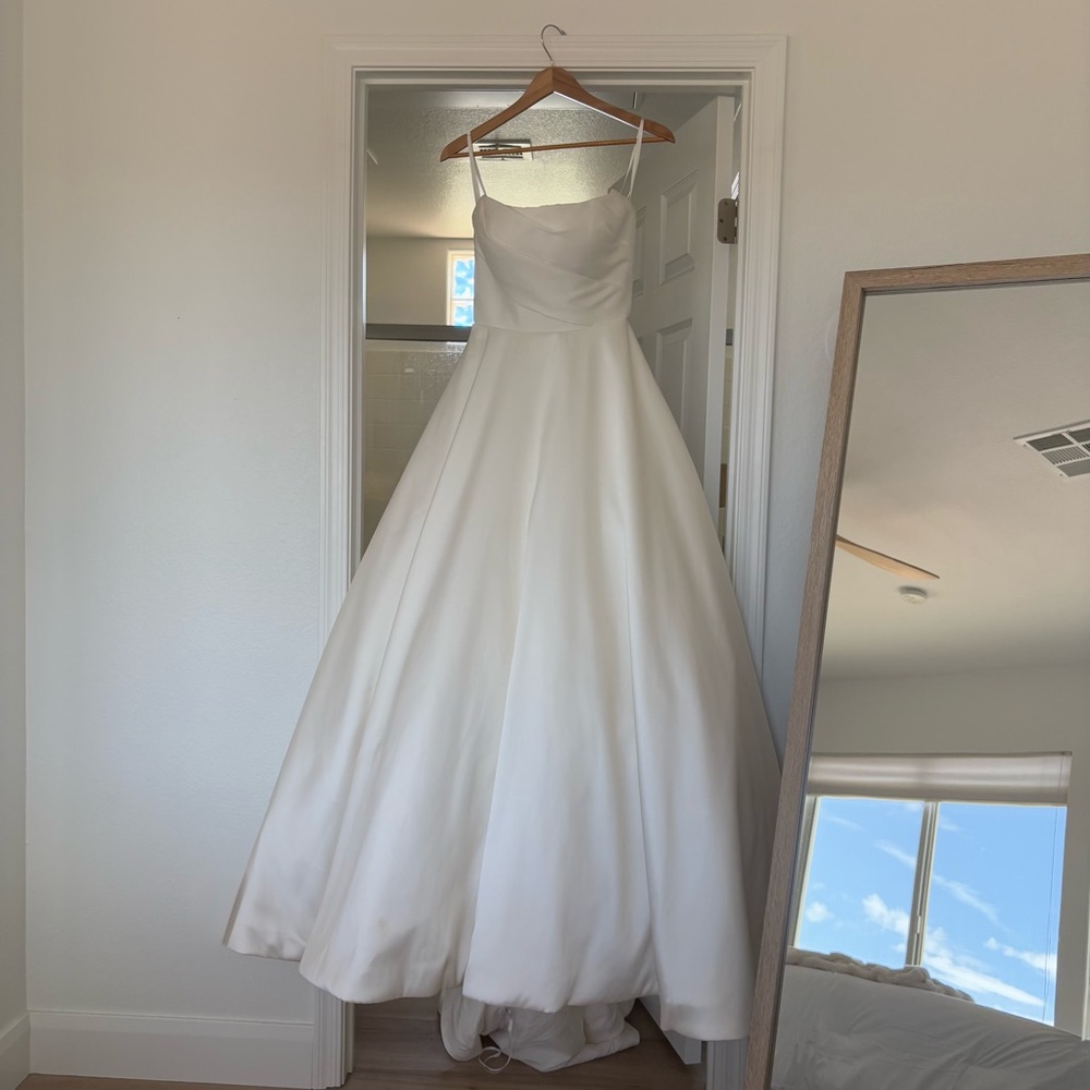 Justin Alexander Estelle Wedding Dress - Picture 1 of 16